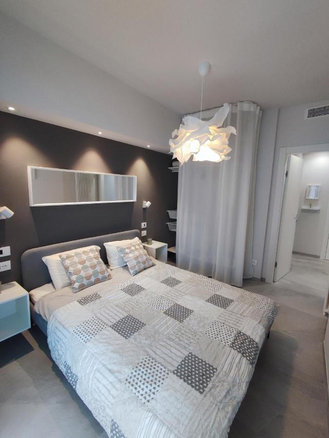 New Apartment In Historical Center Near Lake リーヴァ・デル・ガルダ エクステリア 写真
